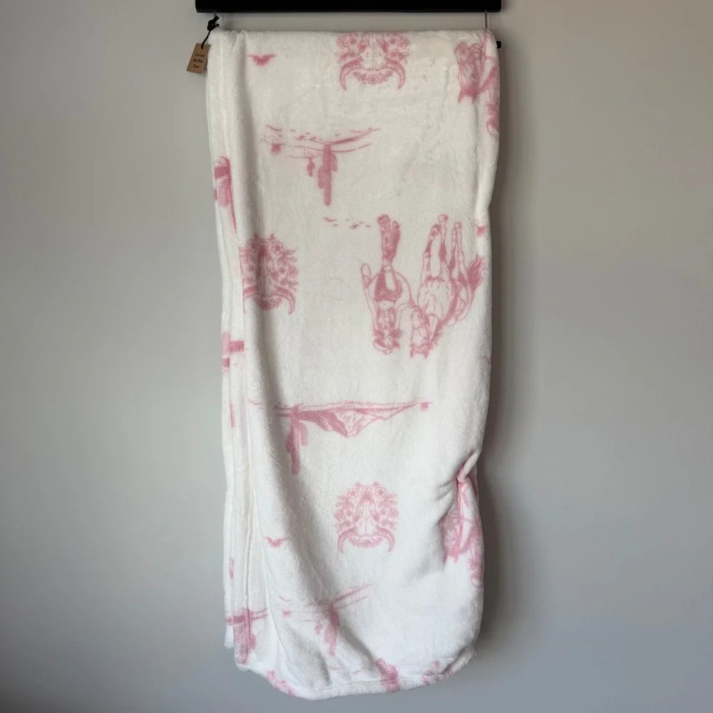 New Wrangler Western Cowboy White Pink 60x70 Blanket Horse Cactus Pastel Cute